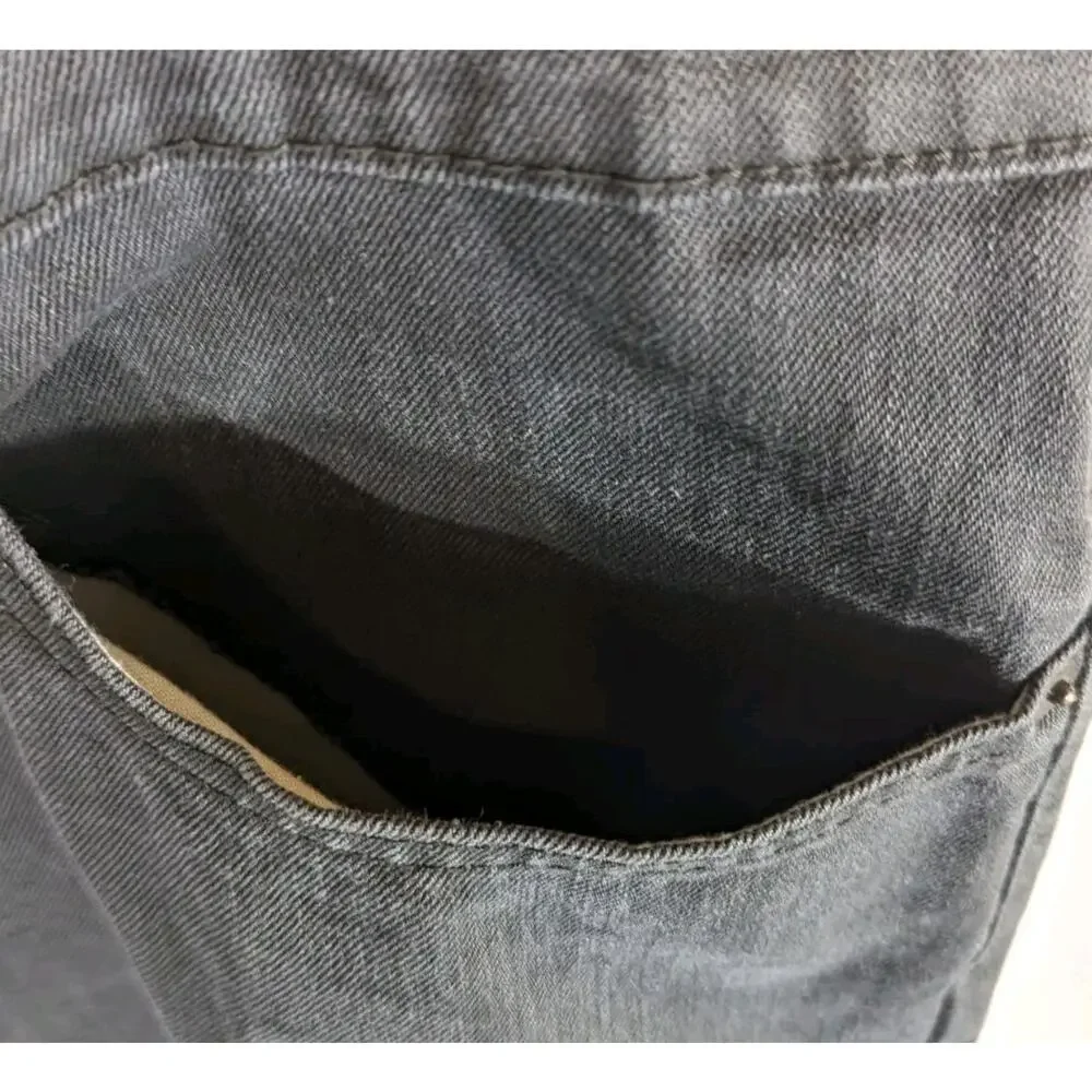 Levis levis 541